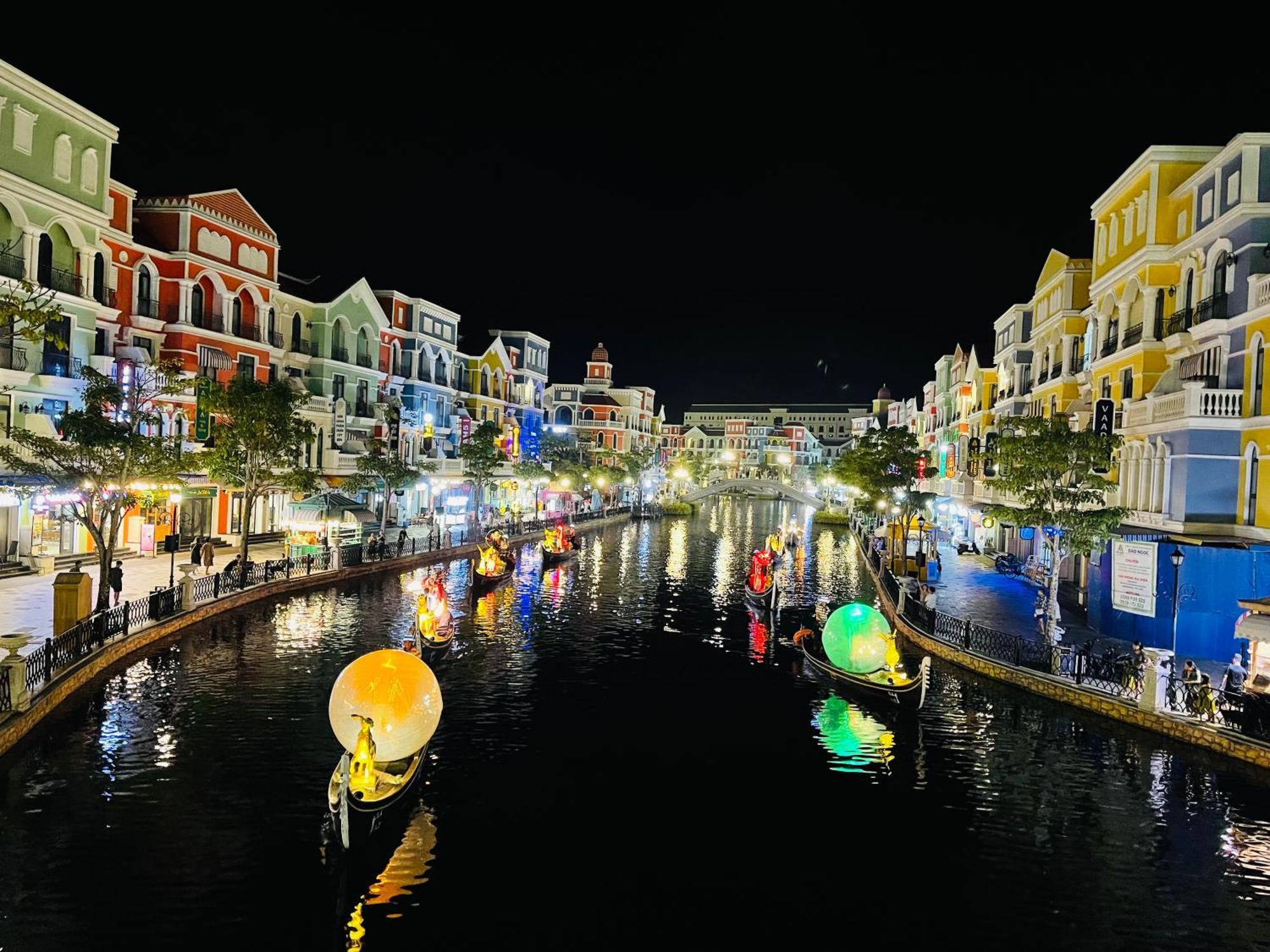 Thai Long Hotel Grand World 두옹 동 외부 사진