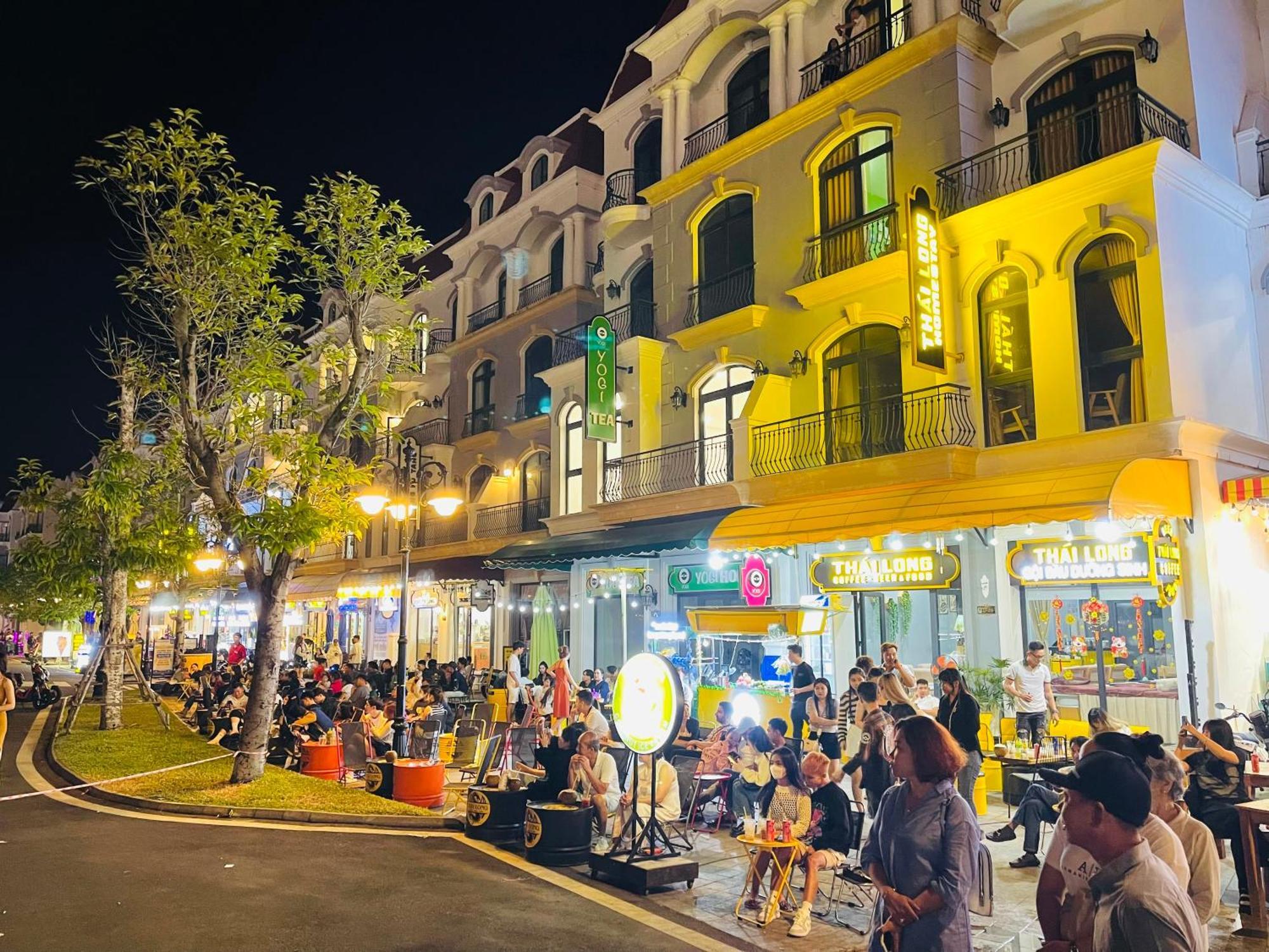 Thai Long Hotel Grand World 두옹 동 외부 사진